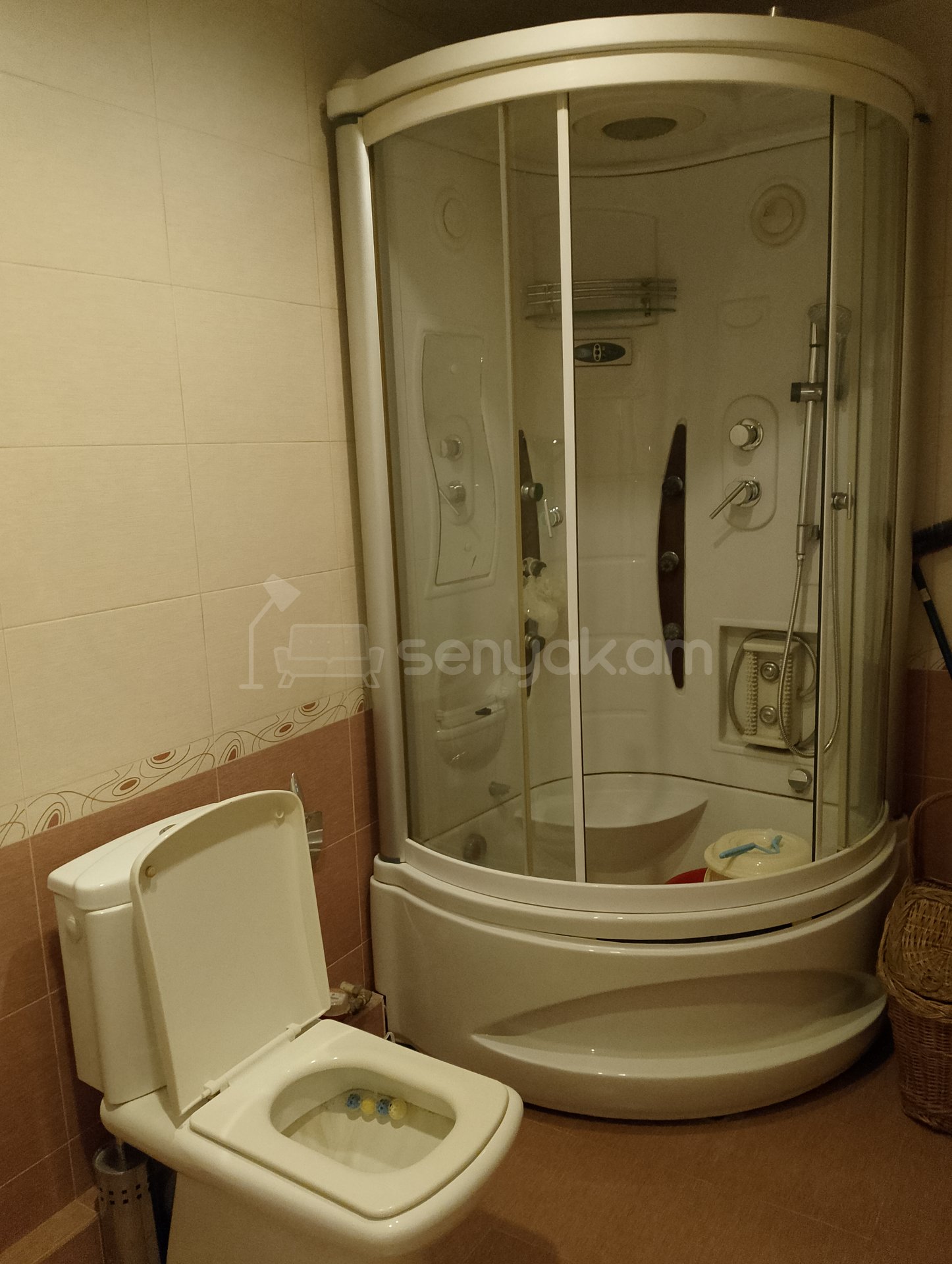 2 Սենյականոց Բնակարան, 60քմ, 7/9 հարկ, Պետական Վիճակում, Կահավորված