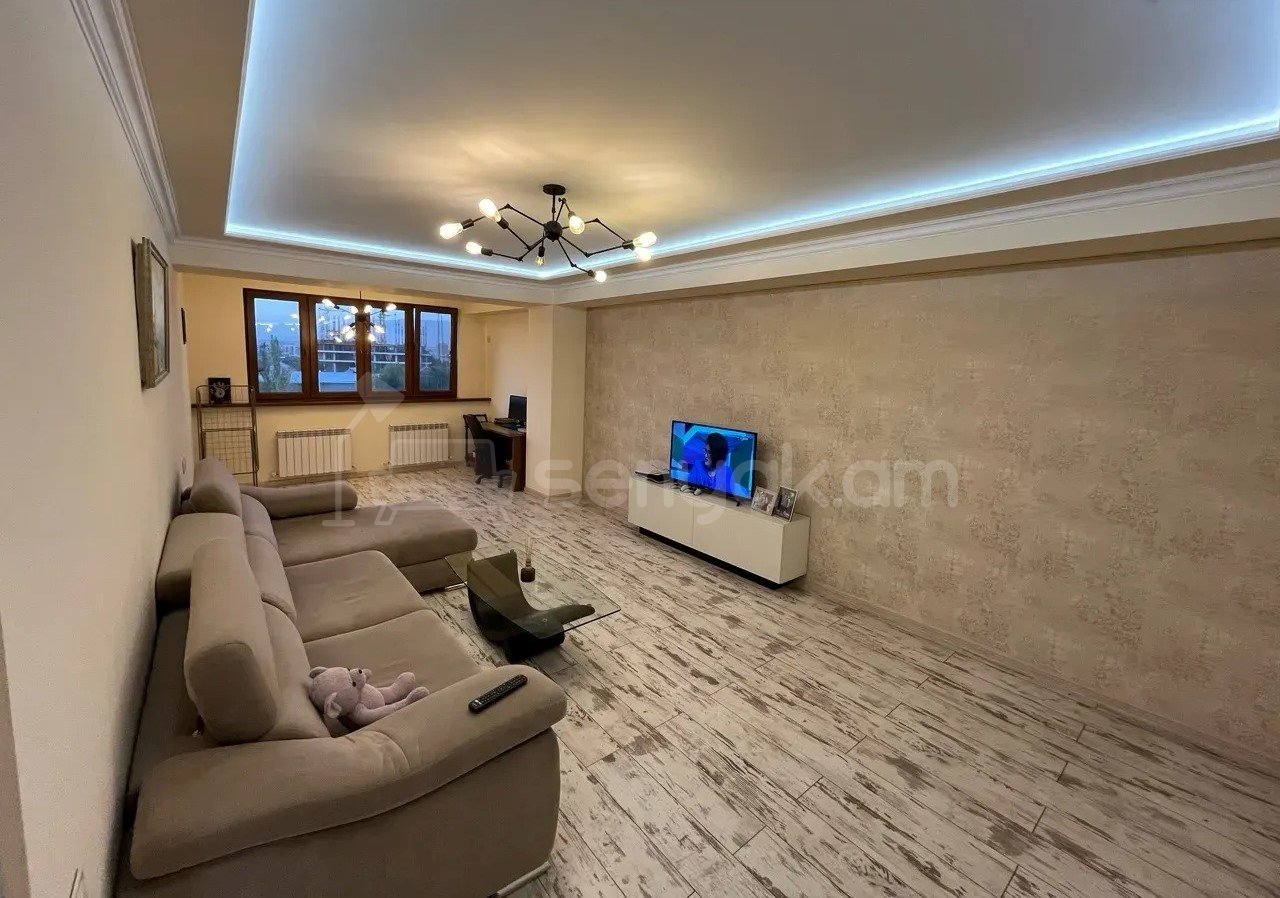 3 Սենյականոց Բնակարան, 95քմ, 8/9 հարկ, Դիզայներական Վերանորոգված