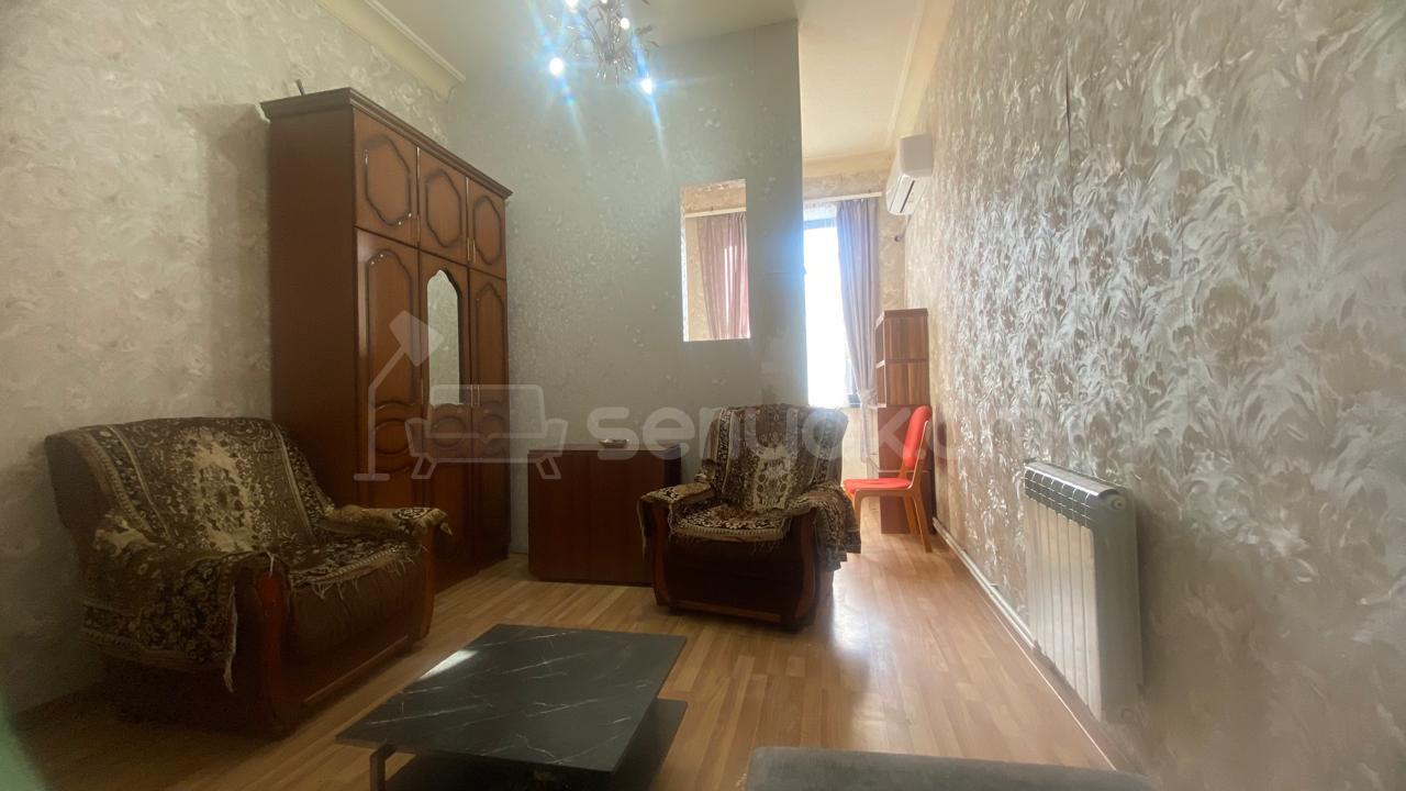 2 Սենյականոց Բնակարան Քարե Շենքում, 38քմ, 2/5 հարկ, Կոսմետիկ Վերանորոգված, Կահավորված, Արևկող