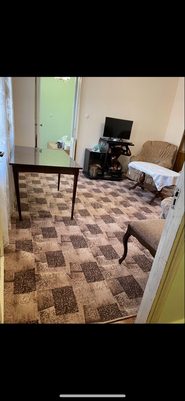 3 Սենյականոց Բնակարան Քարե Շենքում, 70քմ, 2/2 հարկ, Նորմալ Վիճակում, Կահավորված, Արևկող