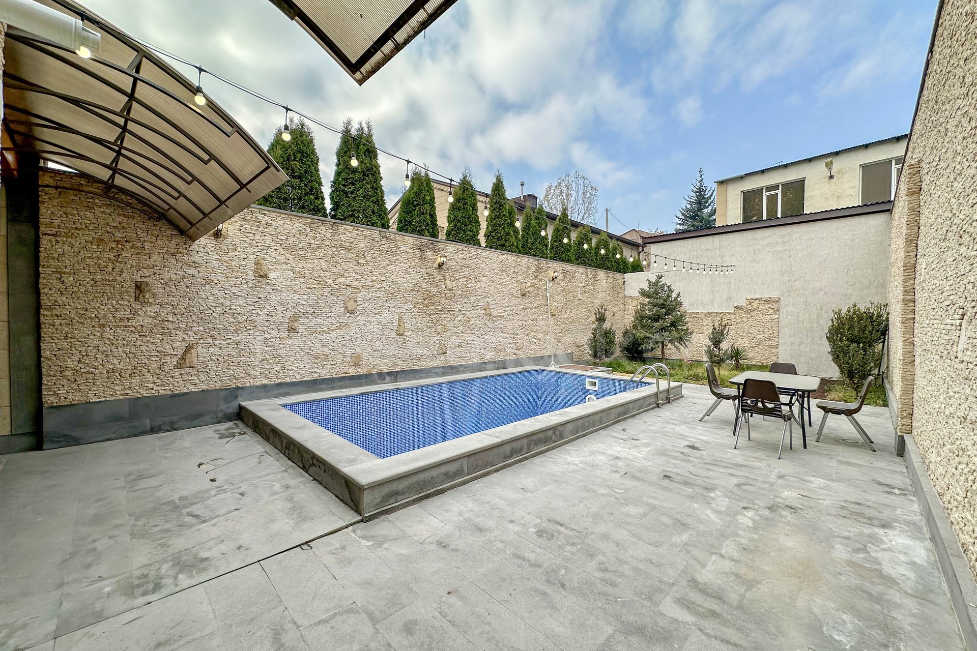 4 Սենյականոց Սեփական Տուն, 160քմ, Կապիտալ Վերանորոգված, Կահավորված