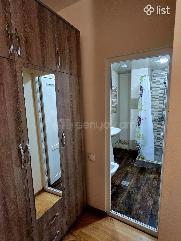 2 Սենյականոց Բնակարան, 47քմ, 3/9 հարկ, Կոսմետիկ Վերանորոգված, Կահավորված