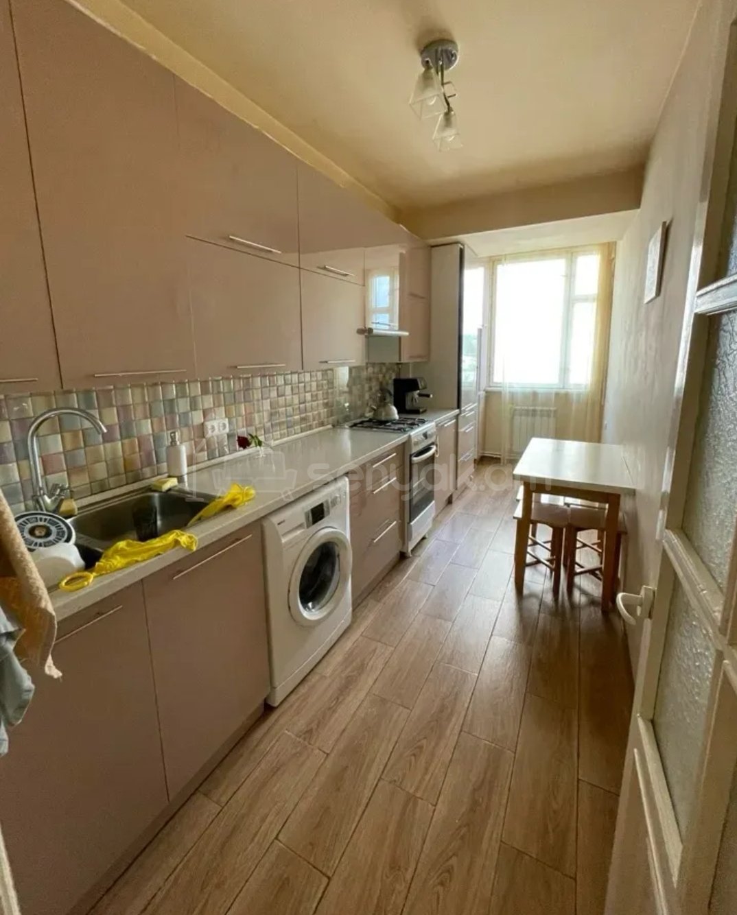 2 Սենյականոց Բնակարան, 70քմ, 4/10 հարկ, Նորմալ Վիճակում, Կահավորված