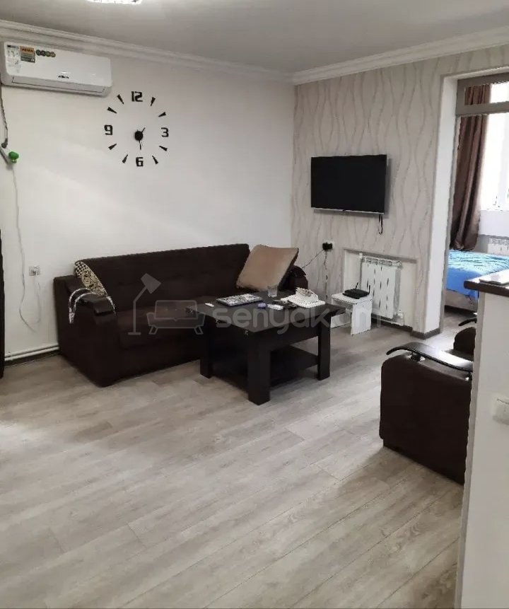 3 Սենյականոց Բնակարան, 77քմ, 5/14 հարկ, Նորմալ Վիճակում, Կահավորված, Արևկող