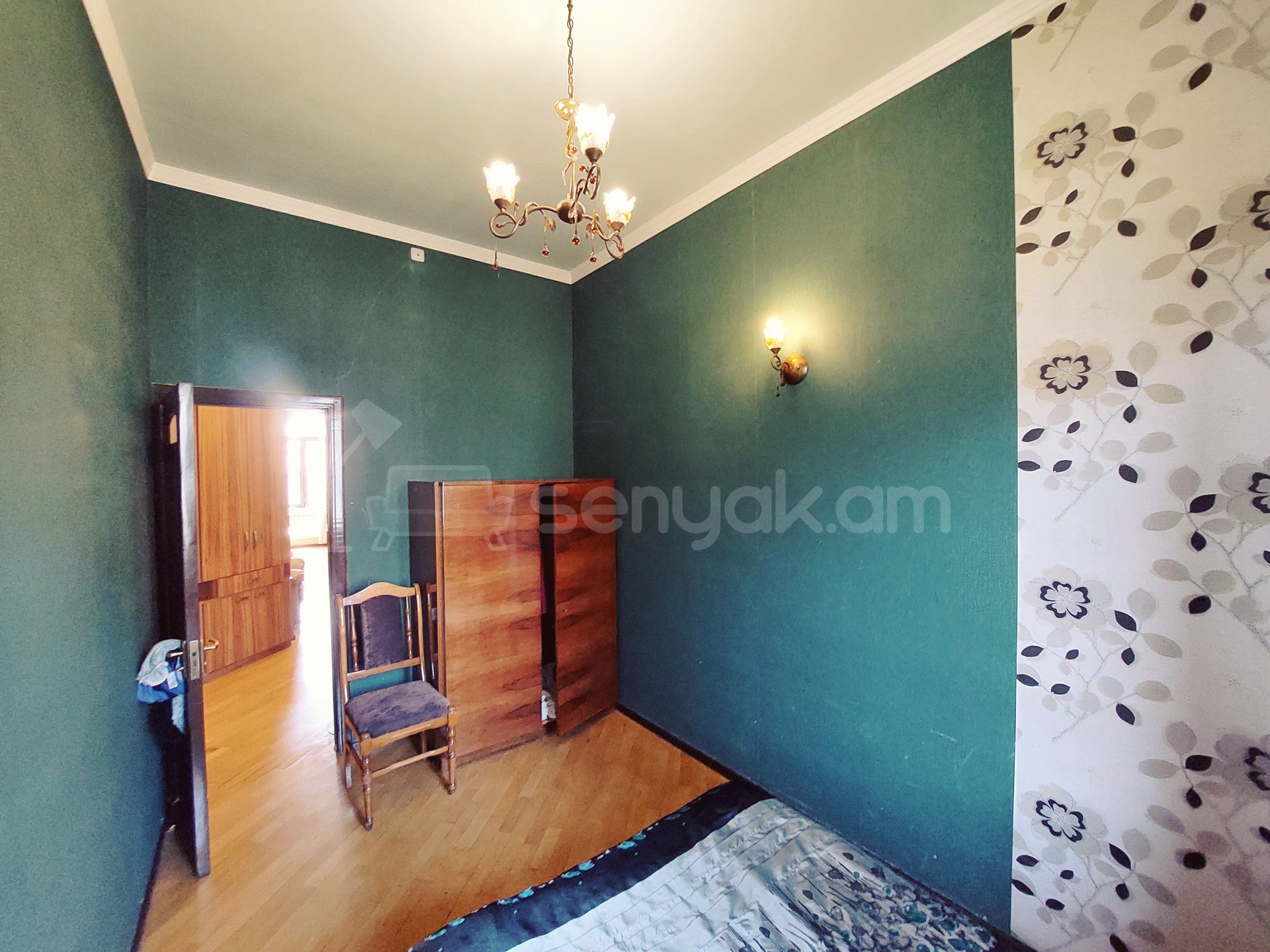 3 Սենյականոց Բնակարան Քարե Շենքում, 80քմ, 4/5 հարկ, Կապիտալ Վերանորոգված, Կահավորված, Արևկող