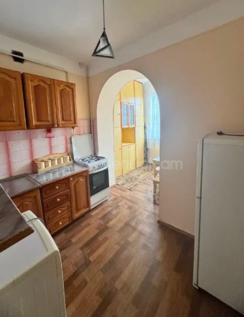 2 Սենյականոց Բնակարան Քարե Շենքում, 50քմ, 3/5 հարկ, Կոսմետիկ Վերանորոգված, Կահավորված, Արևկող