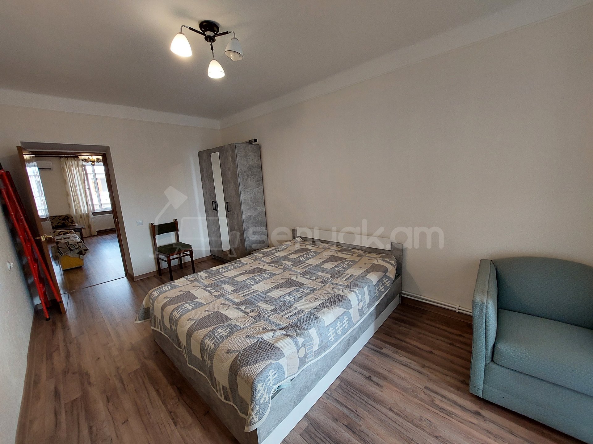 2 Սենյականոց Բնակարան Քարե Շենքում, 60քմ, 5/5 հարկ, Կապիտալ Վերանորոգված, Կահավորված, Արևկող