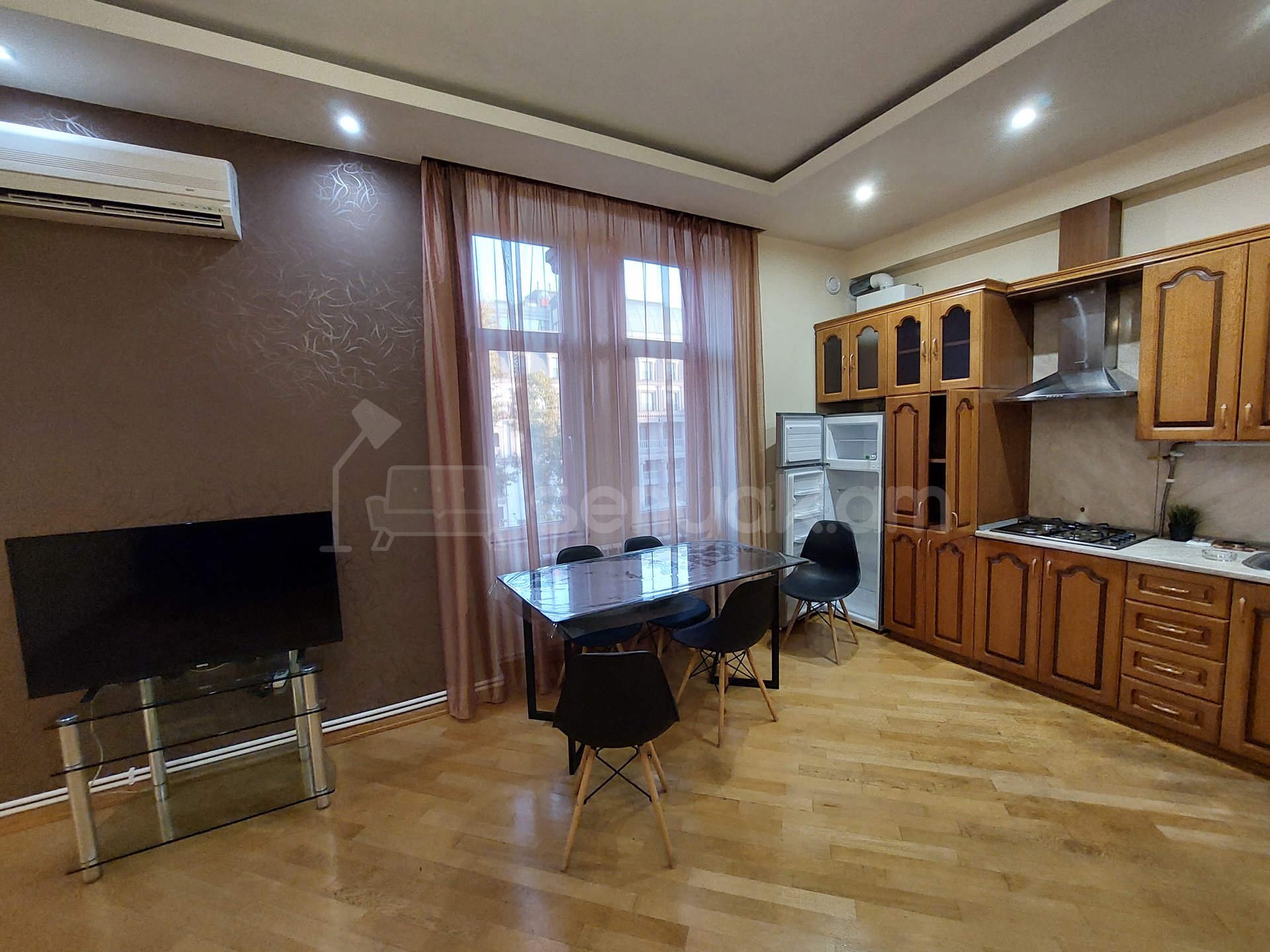 2 Սենյականոց Բնակարան Քարե Շենքում, 55քմ, 5/5 հարկ, Կապիտալ Վերանորոգված, Կահավորված, Արևկող