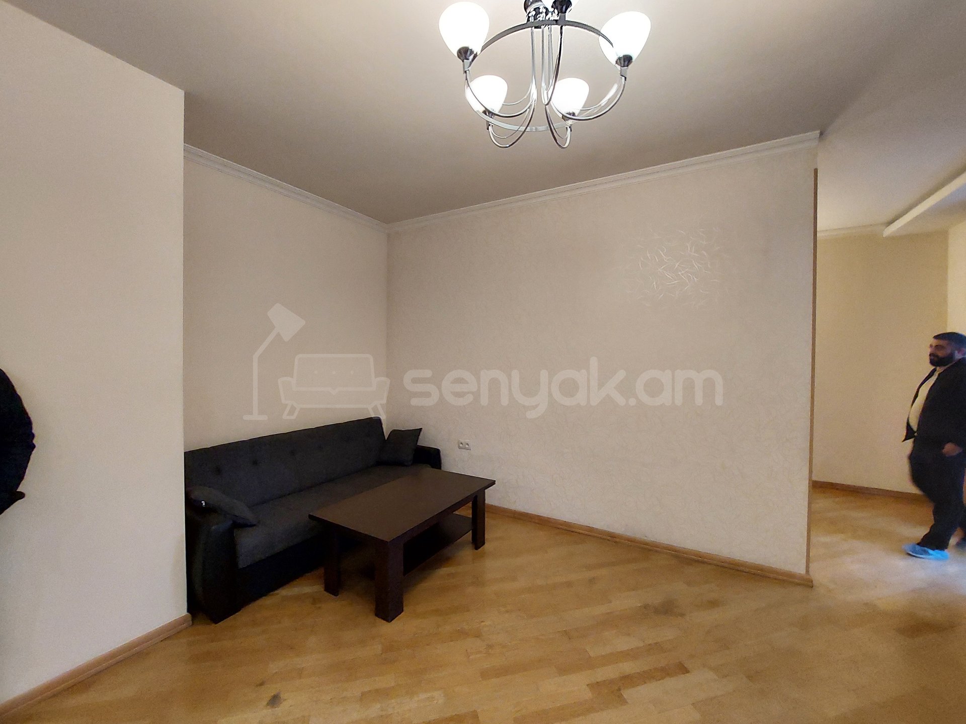 2 Սենյականոց Բնակարան Քարե Շենքում, 55քմ, 5/5 հարկ, Կապիտալ Վերանորոգված, Կահավորված, Արևկող