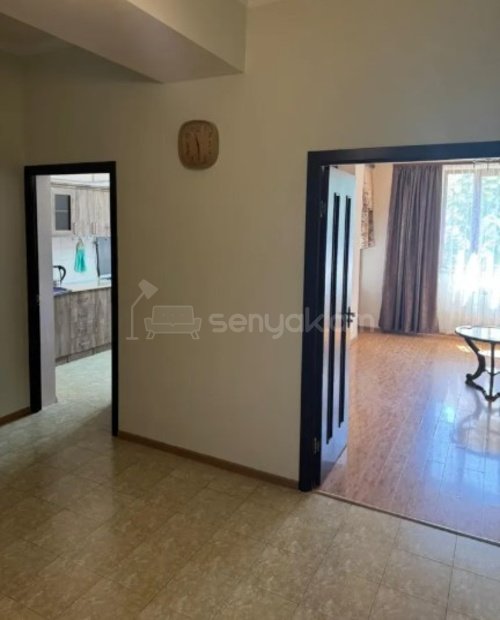 2 Սենյականոց Բնակարան, 80քմ, 2/10 հարկ, Կապիտալ Վերանորոգված, Կահավորված, Արևկող