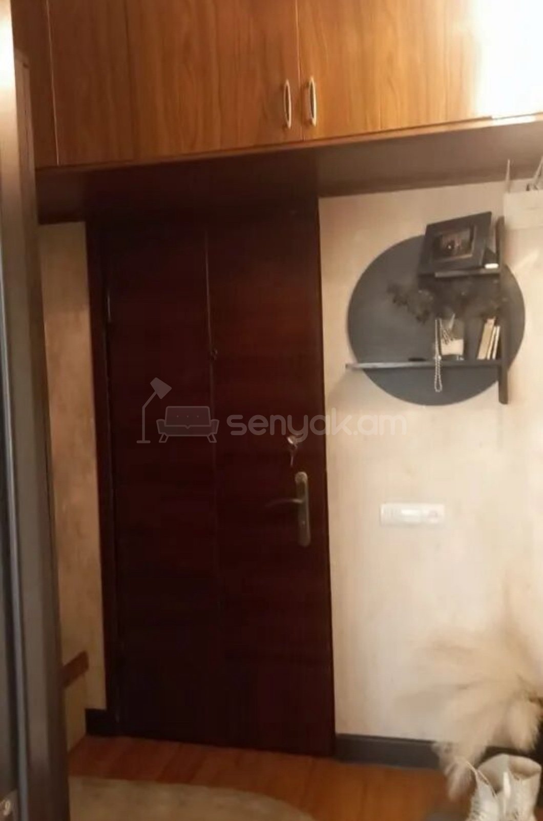 3 Սենյականոց Բնակարան Քարե Շենքում, 55քմ, 2/4 հարկ, Կապիտալ Վերանորոգված