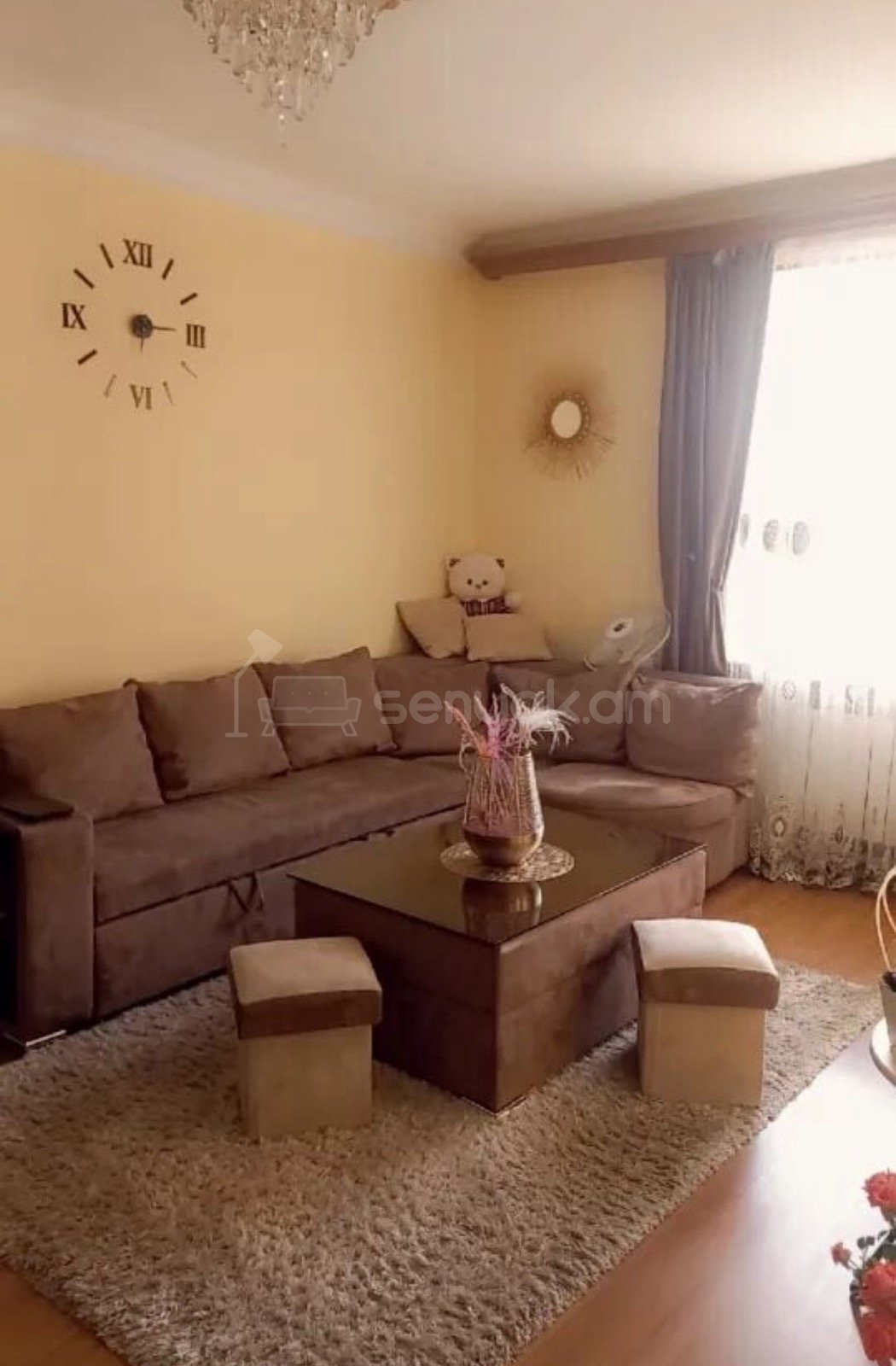 3 Սենյականոց Բնակարան Քարե Շենքում, 55քմ, 2/4 հարկ, Կապիտալ Վերանորոգված