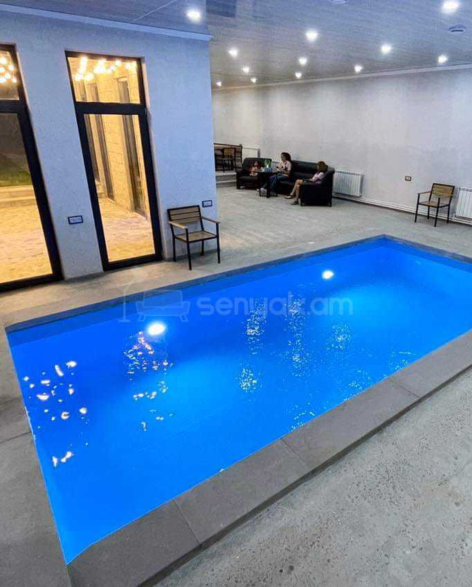 2 Սենյականոց Շքեղ Առանձնատուն, 200քմ, Լողավազանով