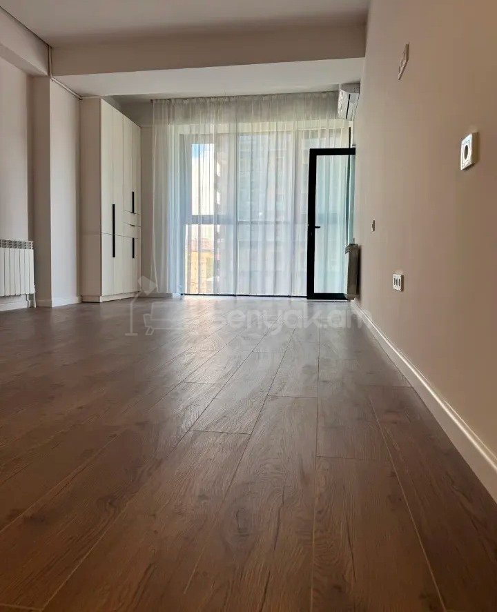 2 Սենյականոց Բնակարան Նորակառույցում, 72քմ, 8/17 հարկ, Կապիտալ Վերանորոգված