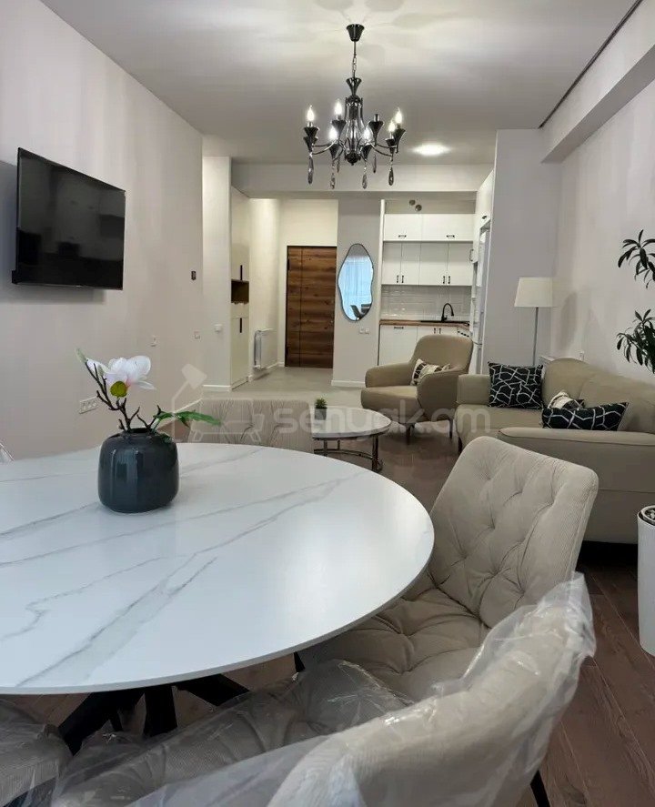 2 Սենյականոց Բնակարան Նորակառույցում, 72քմ, 8/17 հարկ, Կապիտալ Վերանորոգված