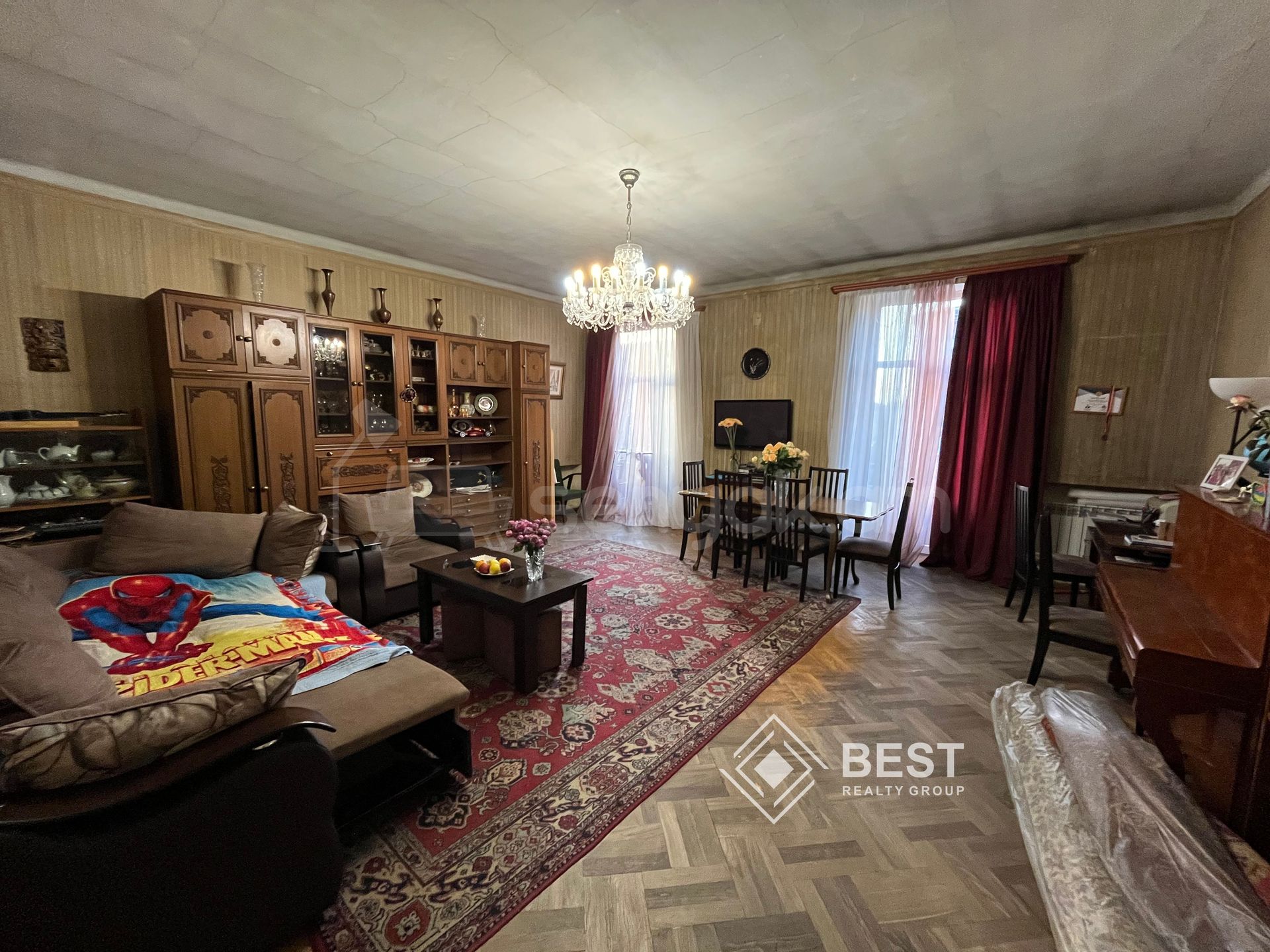 4 Սենյականոց Բնակարան Քարե Շենքում, 104քմ, 3/4 հարկ, Պետական Վիճակում