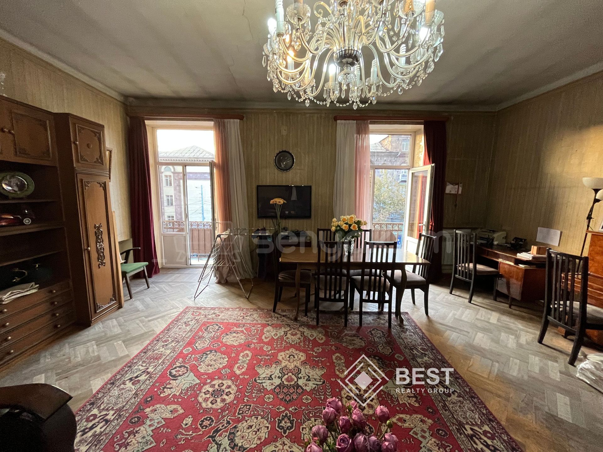 4 Սենյականոց Բնակարան Քարե Շենքում, 104քմ, 3/4 հարկ, Պետական Վիճակում