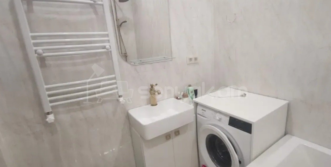 3 Սենյականոց Բնակարան, 59քմ, 4/13 հարկ, Դիզայներական Վերանորոգված, Կահավորված, Արևկող