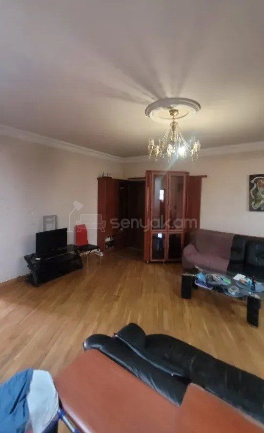 3 Սենյականոց Բնակարան Քարե Շենքում, 71քմ, 2/5 հարկ, Կոսմետիկ Վերանորոգված