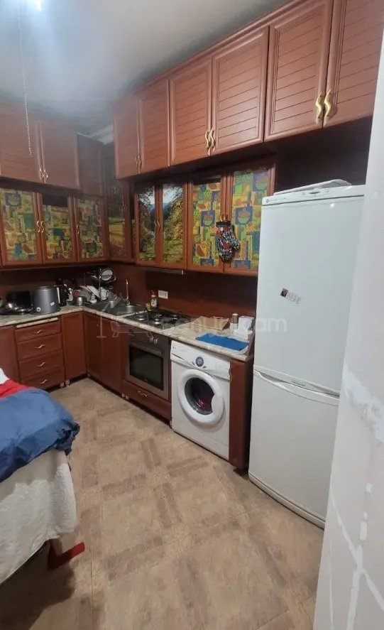 3 Սենյականոց Բնակարան Քարե Շենքում, 71քմ, 2/5 հարկ, Կոսմետիկ Վերանորոգված