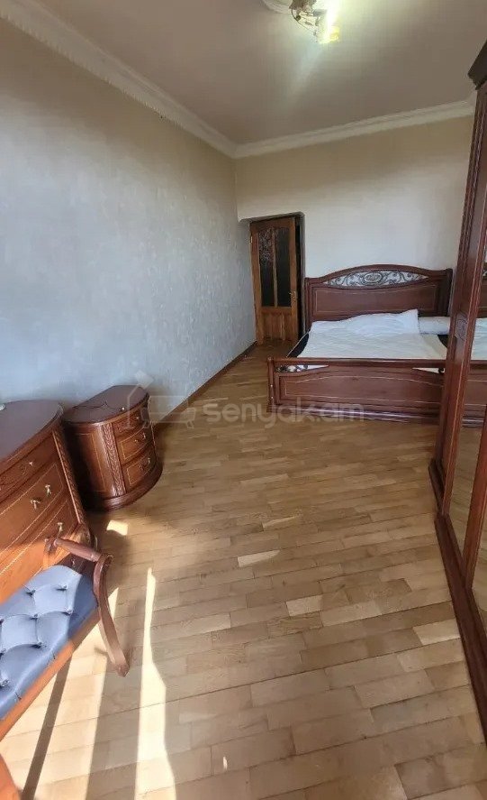 3 Սենյականոց Բնակարան Քարե Շենքում, 71քմ, 2/5 հարկ, Կոսմետիկ Վերանորոգված