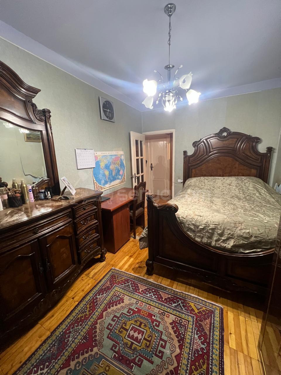 3 Սենյականոց Բնակարան, 76քմ, 4/9 հարկ, Նորմալ Վիճակում, Կահավորված