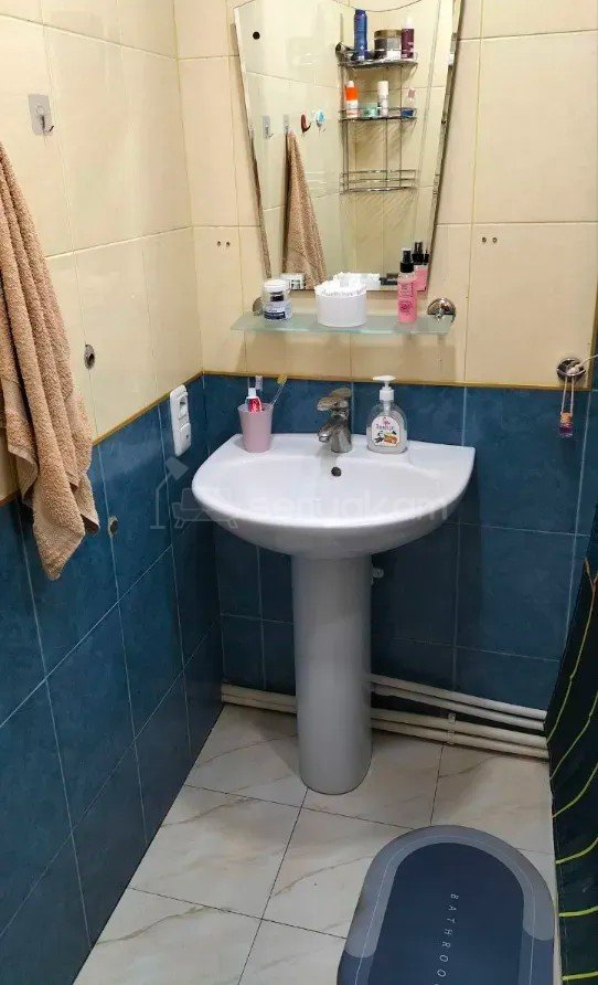 3 Սենյականոց Բնակարան, 76քմ, 5/9 հարկ, Նորմալ Վիճակում, Կահավորված, Արևկող