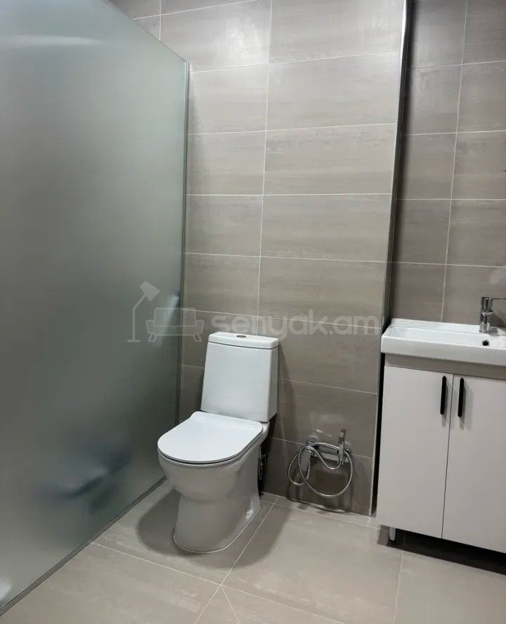 2 Սենյականոց Բնակարան Նորակառույցում, 72քմ, 8/17 հարկ, Կապիտալ Վերանորոգված