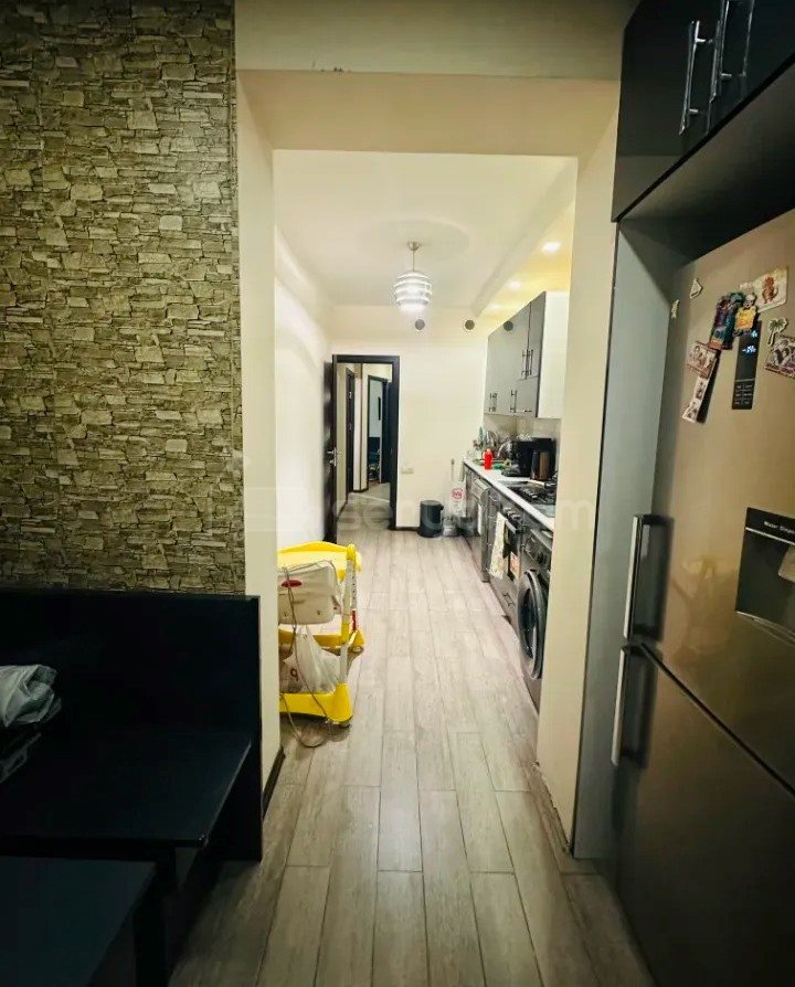 3 Սենյականոց Բնակարան, 76քմ, 6/9 հարկ, Կապիտալ Վերանորոգված