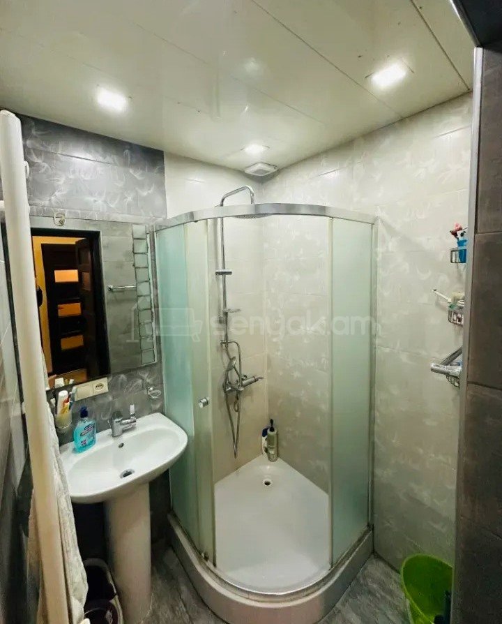 3 Սենյականոց Բնակարան, 76քմ, 6/9 հարկ, Կապիտալ Վերանորոգված