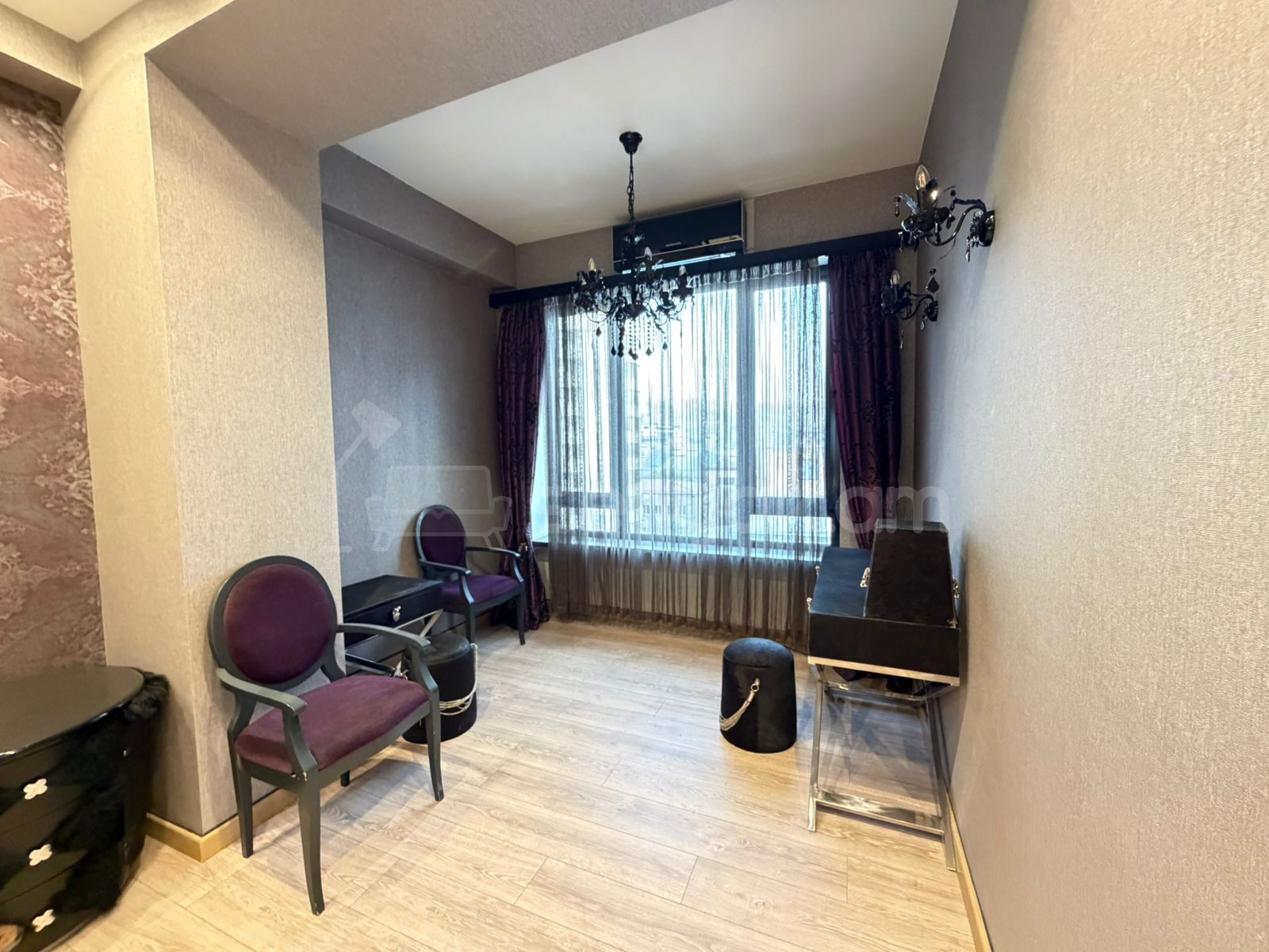 3 Սենյականոց Բնակարան Նորակառույցում, 132քմ, 8/14 հարկ, Դիզայներական Վերանորոգված, Կահավորված, Արևկող