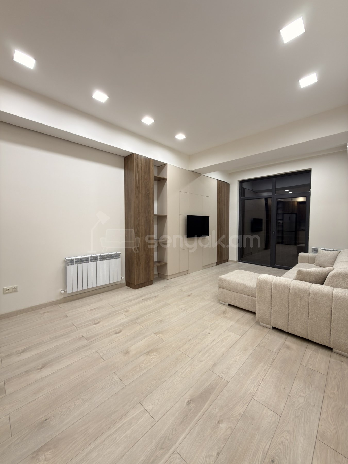 2 Սենյականոց Բնակարան Նորակառույցում, 51քմ, 2/3 հարկ, Դիզայներական Վերանորոգված