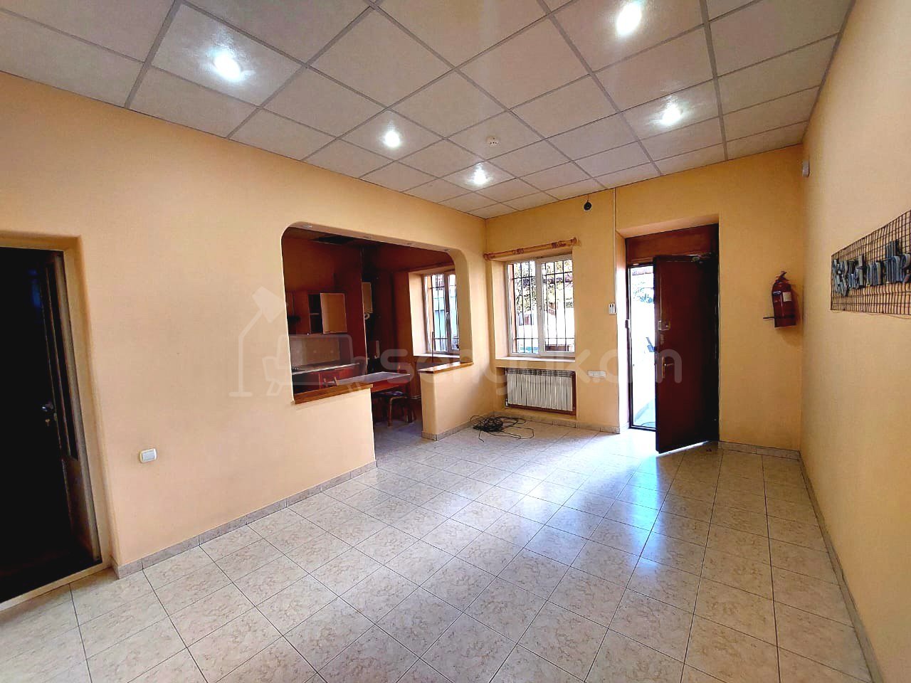 Օֆիսային Տարածք, 300քմ, Կապիտալ Վերանորոգված