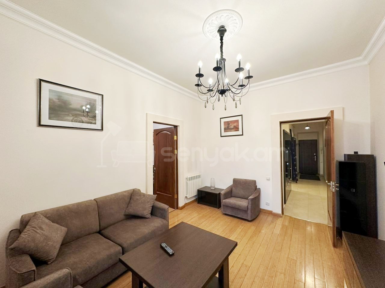 2 Սենյականոց Բնակարան Քարե Շենքում, 70քմ, 3/5 հարկ, Կապիտալ Վերանորոգված, Կահավորված, Արևկող