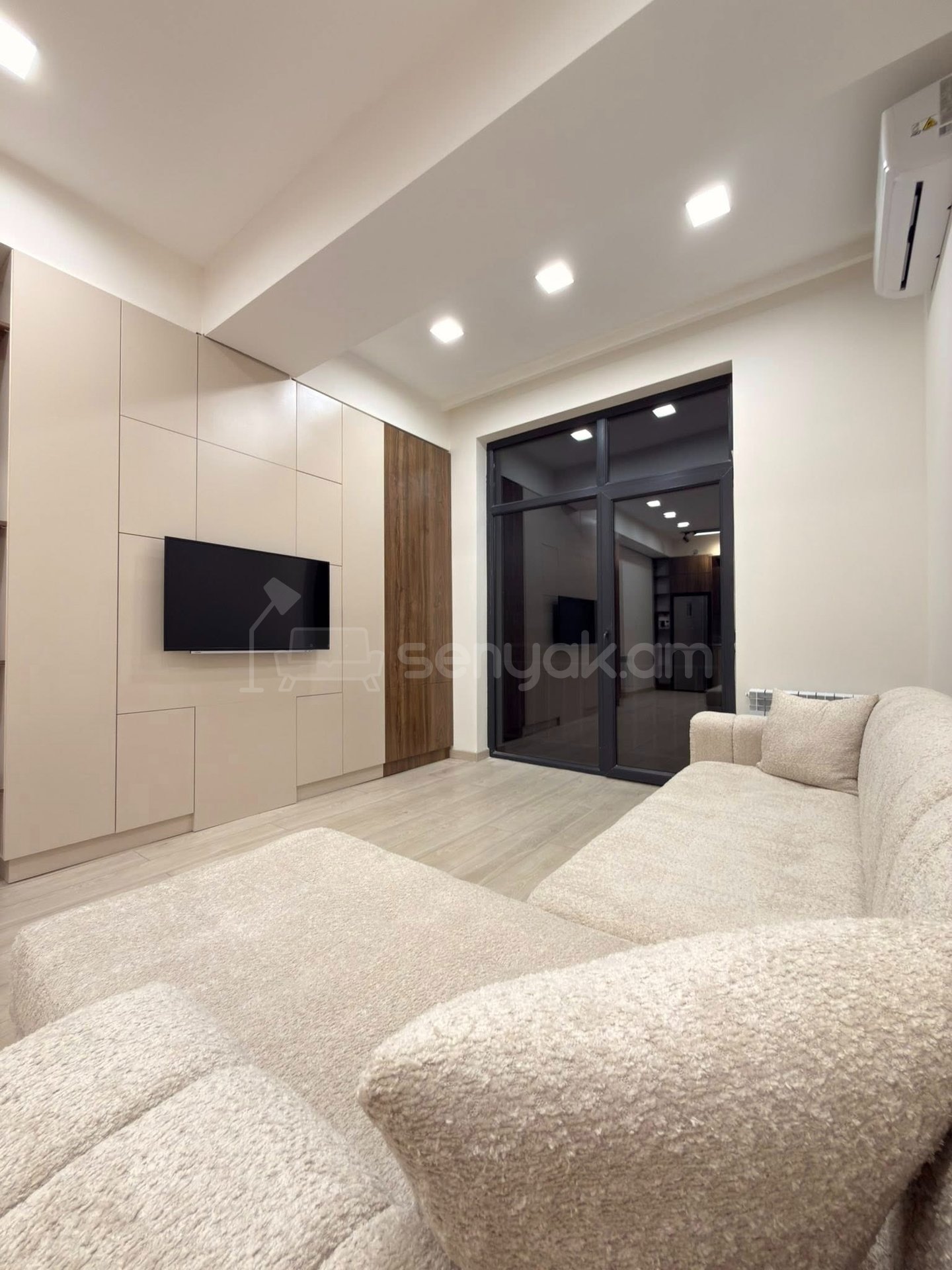 2 Սենյականոց Բնակարան Նորակառույցում, 51քմ, 2/3 հարկ, Դիզայներական Վերանորոգված