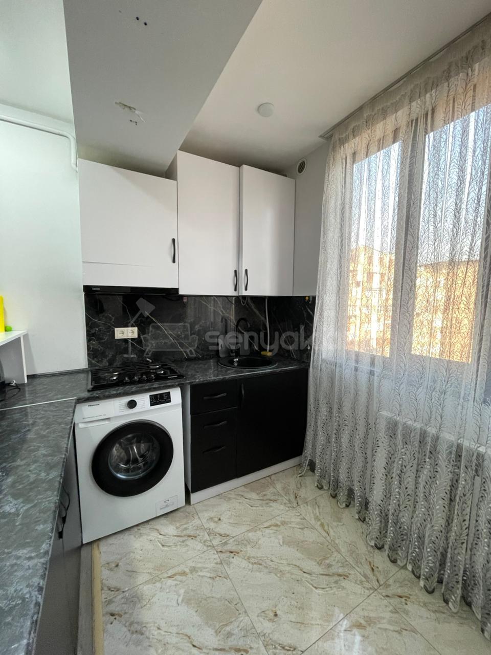 2 Սենյականոց Բնակարան, 46քմ, 8/10 հարկ, Կապիտալ Վերանորոգված, Կահավորված, Արևկող