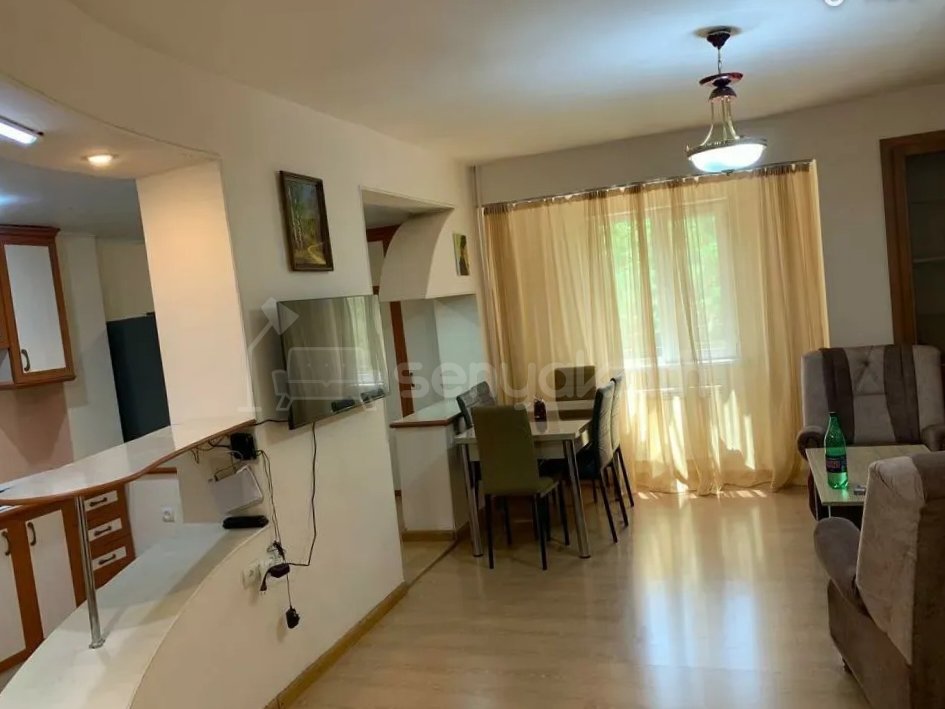 2 Սենյականոց Բնակարան, 67քմ, 3/9 հարկ, Կապիտալ Վերանորոգված, Կահավորված, Արևկող