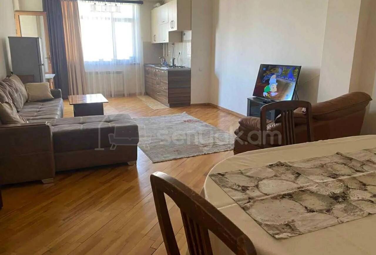 2 Սենյականոց Բնակարան Նորակառույցում, 70քմ, 11/14 հարկ, Կապիտալ Վերանորոգված, Կահավորված, Արևկող