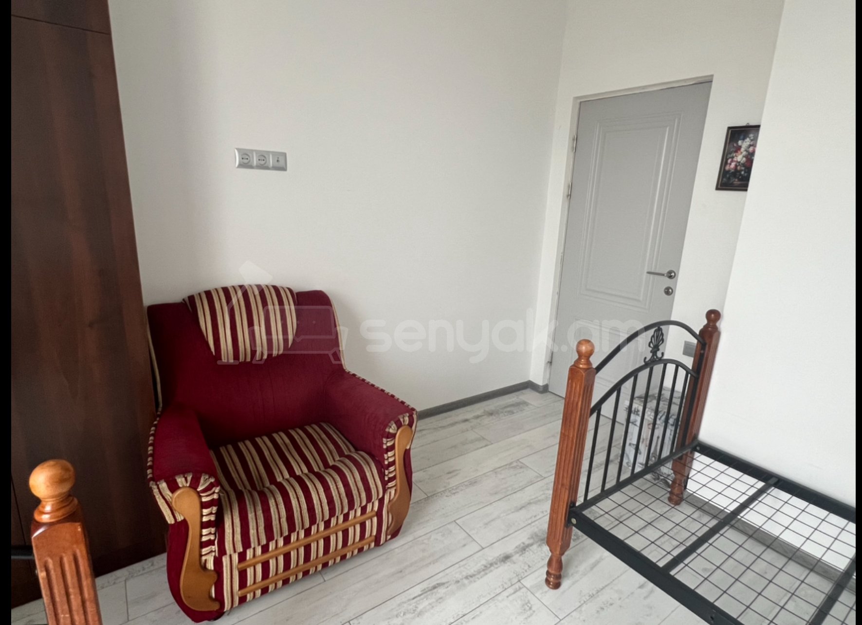 3 Սենյականոց Բնակարան Նորակառույցում, 63քմ, 3/8 հարկ, Դիզայներական Վերանորոգված