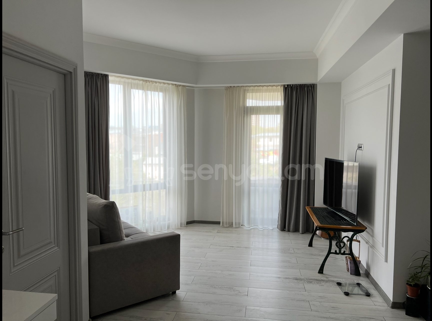 3 Սենյականոց Բնակարան Նորակառույցում, 63քմ, 3/8 հարկ, Դիզայներական Վերանորոգված