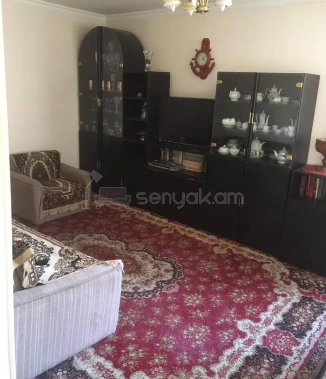 2 Սենյականոց Բնակարան Քարե Շենքում, 56քմ, 4/5 հարկ, Նորմալ Վիճակում, Կահավորված