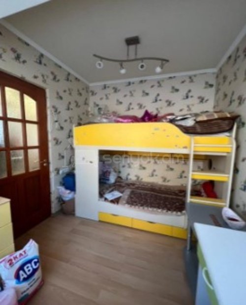 3 Սենյականոց Բնակարան Քարե Շենքում, 78քմ, 5/5 հարկ, Կոսմետիկ Վերանորոգված, Կահավորված, Արևկող