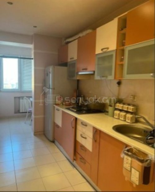 3 Սենյականոց Բնակարան Քարե Շենքում, 78քմ, 5/5 հարկ, Կոսմետիկ Վերանորոգված, Կահավորված, Արևկող