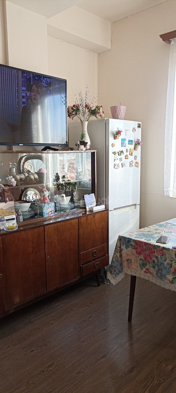 2 Սենյականոց Բնակարան Քարե Շենքում, 60քմ, 1/2 հարկ, Նորմալ Վիճակում, Կահավորված