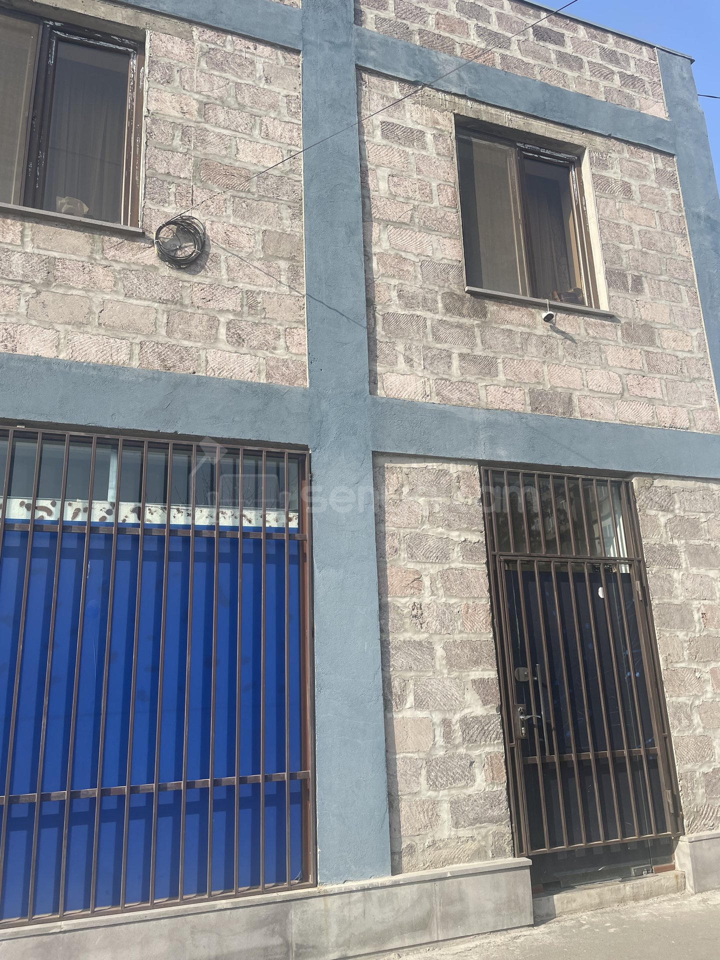 2 Սենյականոց Սեփական Տուն, 65քմ, Կոսմետիկ Վերանորոգված