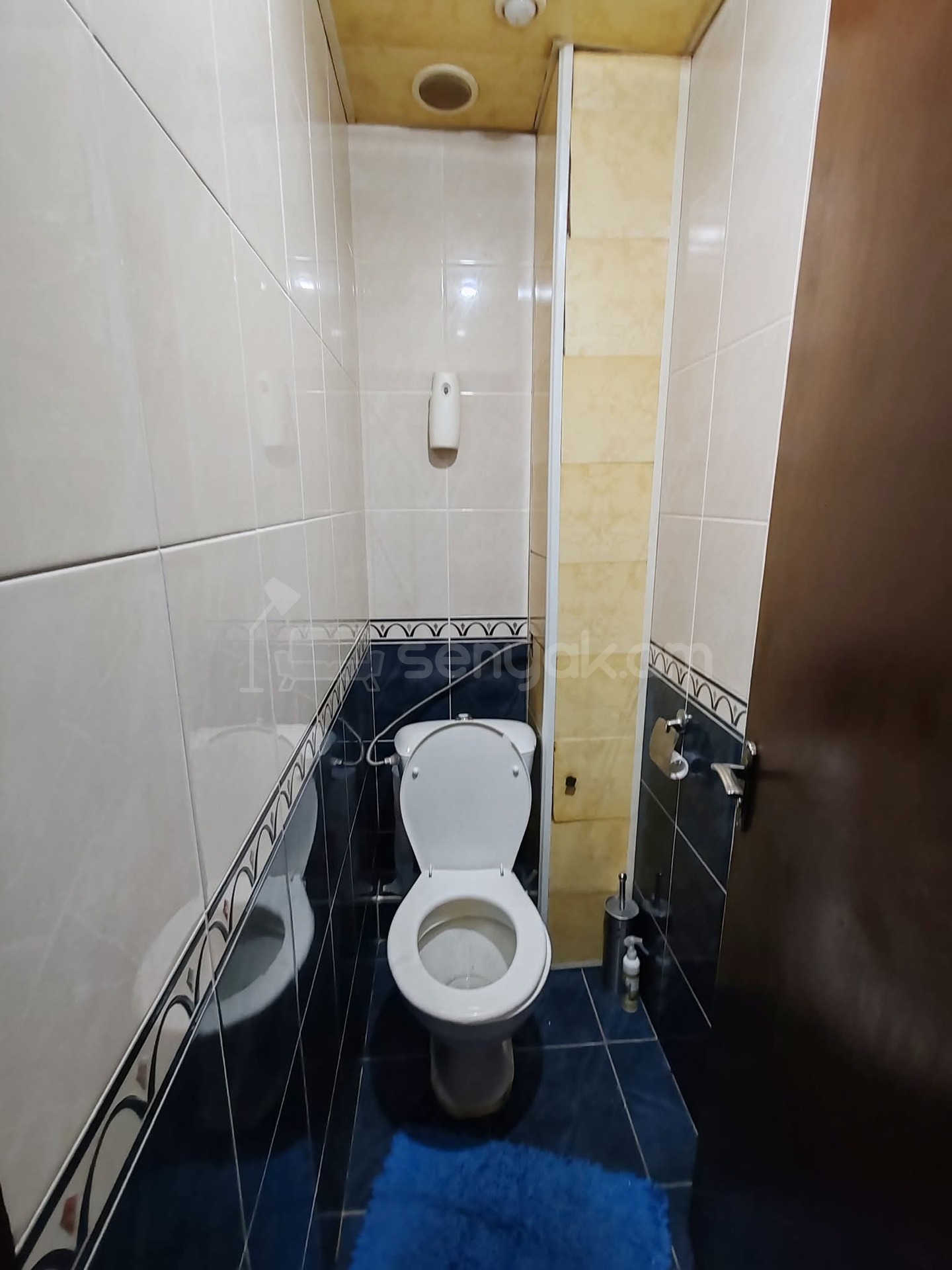 3 Սենյականոց Բնակարան Քարե Շենքում, 80քմ, 4/5 հարկ, Նորմալ Վիճակում, Կահավորված