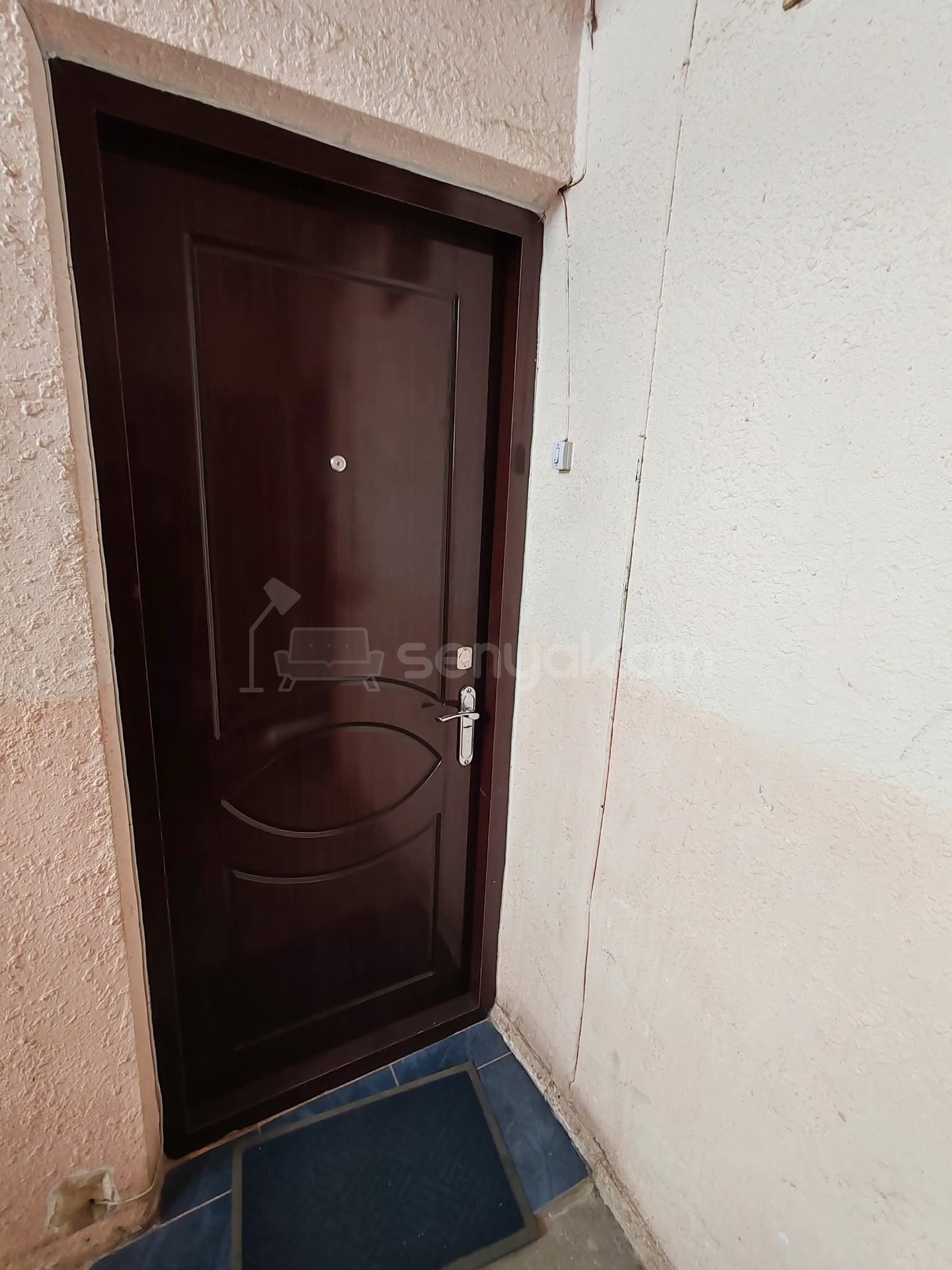 3 Սենյականոց Բնակարան Քարե Շենքում, 80քմ, 4/5 հարկ, Նորմալ Վիճակում, Կահավորված