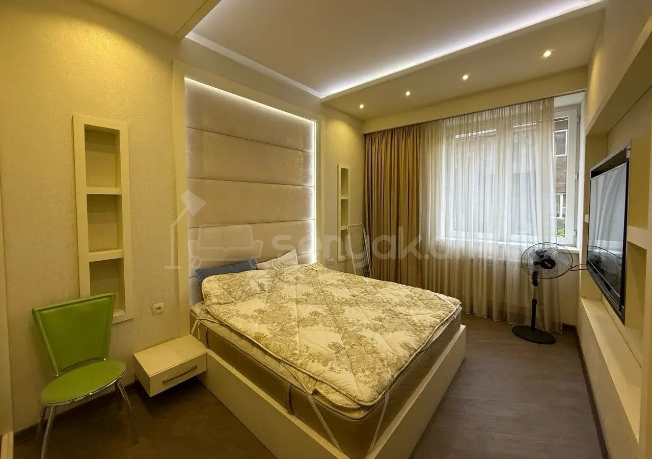 3 Սենյականոց Բնակարան Նորակառույցում, 100քմ, 3/10 հարկ, Դիզայներական Վերանորոգված, Կահավորված, Արևկող