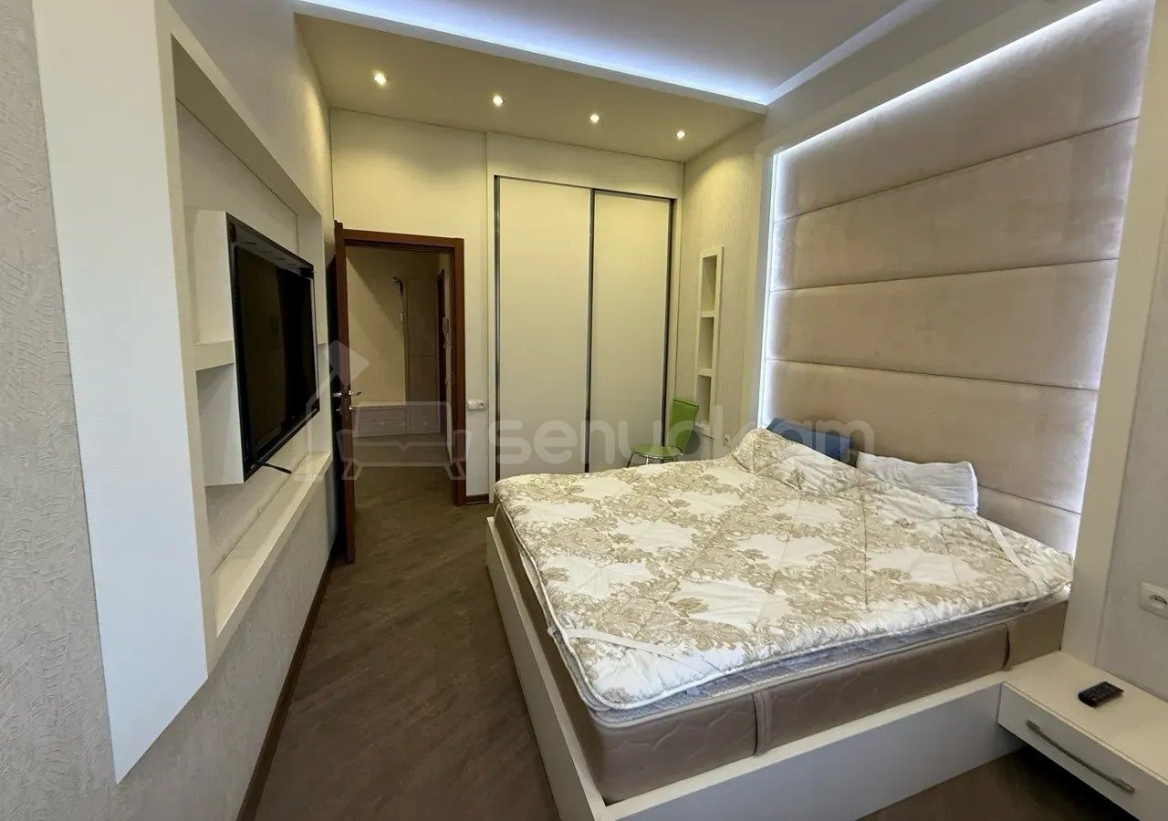 3 Սենյականոց Բնակարան Նորակառույցում, 100քմ, 3/10 հարկ, Դիզայներական Վերանորոգված, Կահավորված, Արևկող