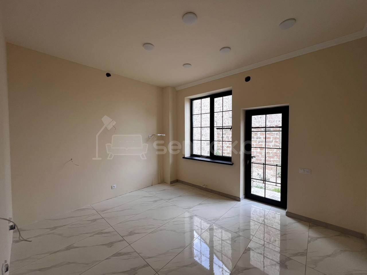 6 Սենյականոց Սեփական Տուն, 160քմ, Կապիտալ Վերանորոգված